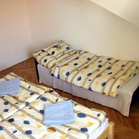 Vandorbab Panzio Sármellék